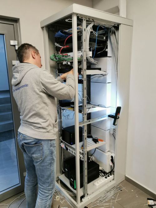 Rendszergazda felügyelet KKV-knak: miért elengedhetetlen?